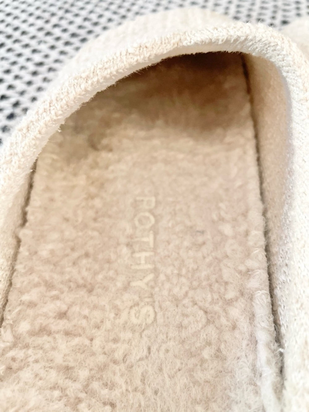 Rothys The Cozy Clog Honeybun Boucle Cream Ivory Slipper Shoes Size 10 - Picture 8 of 13